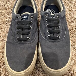 Sperry Men’s Canvas Low-Top Sneakers